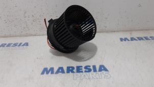 Used Heating and ventilation fan motor Renault Clio IV Estate/Grandtour (7R) 1.2 TCE 16V GT EDC Price € 30,00 Margin scheme offered by Maresia Parts