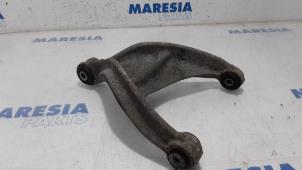 Used Rear upper wishbone, left Peugeot 508 SW (8E/8U) 1.6 THP 16V Price € 105,00 Margin scheme offered by Maresia Parts