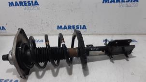 Used Front shock absorber rod, right Citroen Jumpy (G9) 2.0 HDiF 16V 125 Price € 60,50 Inclusive VAT offered by Maresia Parts