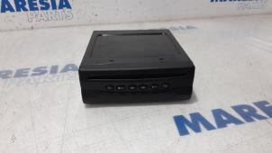 Used DVD player Renault Espace (JK) 2.0 dCi 16V 175 FAP Price € 105,00 Margin scheme offered by Maresia Parts