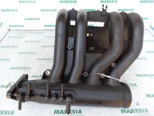 Used Intake manifold Renault Kangoo Express (FC) 1.2 Price € 30,00 Margin scheme offered by Maresia Parts