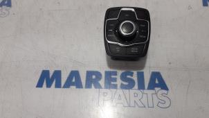 Używane Jednostka multimedialna Peugeot 508 SW (8E/8U) 1.6 THP 16V Cena € 65,00 Procedura marży oferowane przez Maresia Parts