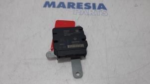 Used Airbag Module Renault Clio IV Estate/Grandtour (7R) 1.5 Energy dCi 90 FAP Price € 120,75 Margin scheme offered by Maresia Parts