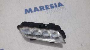 Used Daytime running light, right Renault Clio IV Estate/Grandtour (7R) 1.5 Energy dCi 90 FAP Price € 40,00 Margin scheme offered by Maresia Parts