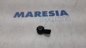 Used Detonation sensor Renault Clio IV Estate/Grandtour (7R) 1.2 TCE 16V GT EDC Price € 15,00 Margin scheme offered by Maresia Parts