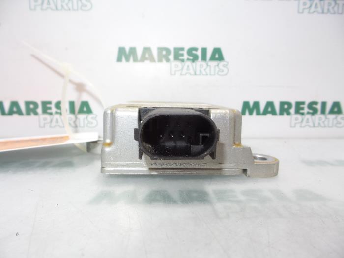 Begagnade ESP-dator Lancia Thesis (841) 2.4 20V Pris € 50,00 Marginaltabell erbjuds av Maresia Parts