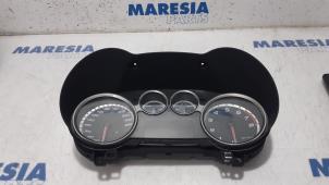 Used Instrument panel Alfa Romeo MiTo (955) 1.4 Multi Air 16V Price € 65,00 Margin scheme offered by Maresia Parts