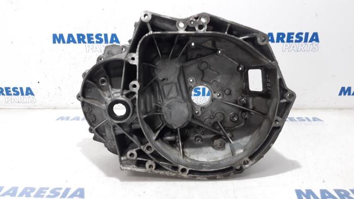 Begagnade Växellådshus Peugeot 5008 I (0A/0E) 1.6 THP 16V Pris € 105,00 Marginaltabell erbjuds av Maresia Parts