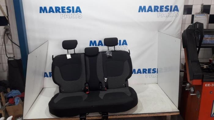 Rear bench seat from a Renault Captur (2R) 1.2 TCE 16V EDC 2013