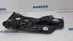 Used Rear window mechanism 2-door, left Peugeot 308 CC (4B) 1.6 16V THP 150 Price € 105,00 Margin scheme offered by Maresia Parts
