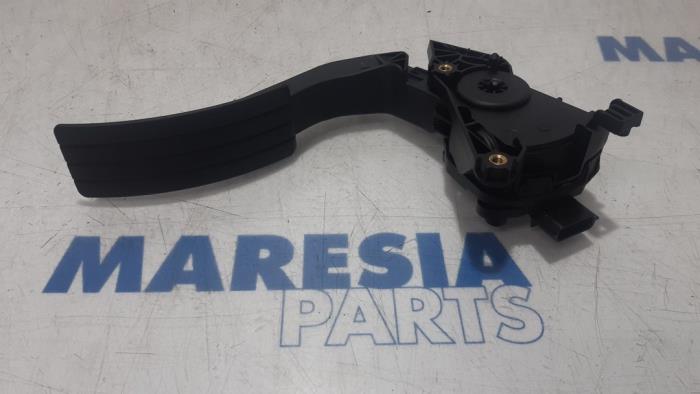 Gebrauchte Gaspedalposition Sensor Renault Captur I (2R) 1.2 TCE 16V EDC Preis € 20,00 Margenregelung angeboten von Maresia Parts