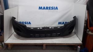 Gebrauchte Stoßstange vorne Renault Master IV (FV) 2.3 dCi 100 16V FWD Preis € 90,75 Mit Mehrwertsteuer angeboten von Maresia Parts