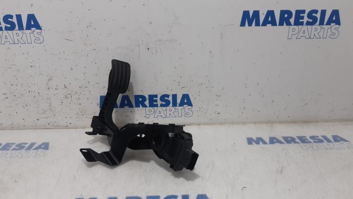 Begagnade Gaspedalsensor Citroen Jumpy (G9) 2.0 HDiF 16V 125 Pris € 36,30 Inklusive moms erbjuds av Maresia Parts