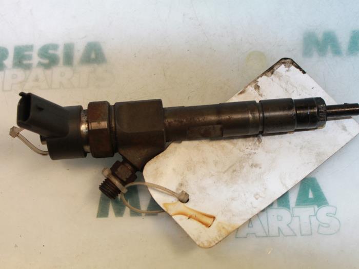Usagé Injecteurs Renault Laguna II (BG) 1.9 dCi 120 Prix € 75,00 Règlement à la marge proposé par Maresia Parts