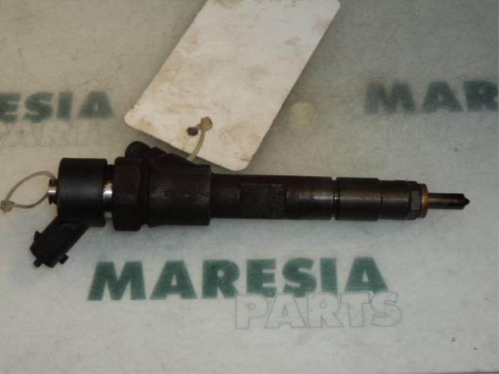 Usagé Injecteurs Renault Laguna II (BG) 1.9 dCi 120 Prix € 75,00 Règlement à la marge proposé par Maresia Parts