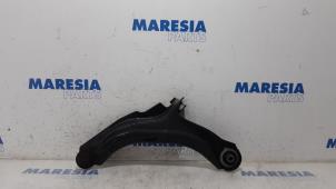 Used Front lower wishbone, right Renault Clio IV Estate/Grandtour (7R) 1.5 Energy dCi 90 FAP Price € 20,00 Margin scheme offered by Maresia Parts