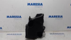 Used Air box Renault Clio IV Estate/Grandtour (7R) 1.2 TCE 16V GT EDC Price € 20,00 Margin scheme offered by Maresia Parts