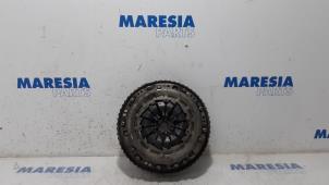 Used Flywheel Renault Clio IV Estate/Grandtour (7R) 1.2 TCE 16V GT EDC Price € 131,25 Margin scheme offered by Maresia Parts