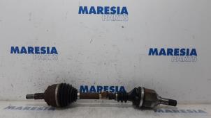 Used Front drive shaft, left Renault Espace (JK) 2.0 dCi 16V 175 FAP Price € 85,00 Margin scheme offered by Maresia Parts