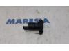 Windscreen washer pump from a Renault Espace (JK) 2.0 dCi 16V 175 FAP 2007