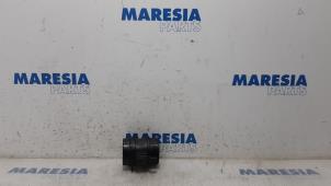 Used Airflow meter Renault Espace (JK) 2.0 dCi 16V 175 FAP Price € 30,00 Margin scheme offered by Maresia Parts