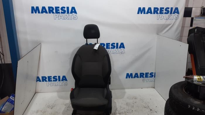 Gebrauchte Sitz links Citroen C3 (SC) 1.0 Vti 68 12V Preis € 105,00 Margenregelung angeboten von Maresia Parts