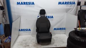 Używane Fotel prawy Citroen C3 (SC) 1.0 Vti 68 12V Cena € 131,25 Procedura marży oferowane przez Maresia Parts