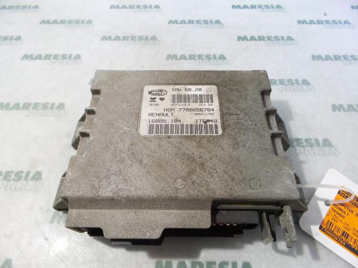 Used Engine management computer Renault Twingo (C06) 1.2 SPi Phase I Price € 25,00 Margin scheme offered by Maresia Parts