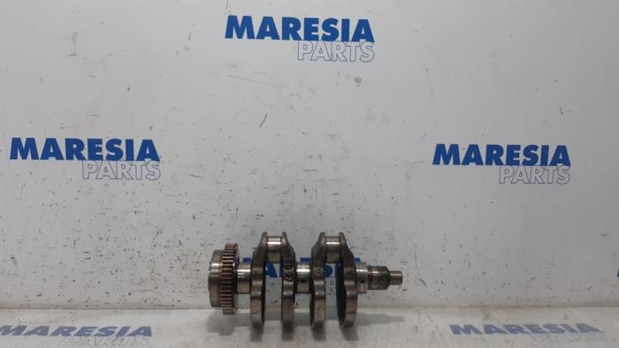 Używane Wal korbowy Fiat Punto III (199) 0.9 TwinAir Cena € 105,00 Procedura marży oferowane przez Maresia Parts