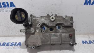 Ventildeckel van een Fiat Punto III (199) 0.9 TwinAir 2012