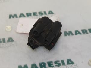 Używane Zestaw cewek zaplonowych Renault Megane (BA/SA) 1.6 16V Cena € 10,00 Procedura marży oferowane przez Maresia Parts