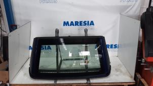 Used Rear window Peugeot 207 CC (WB) 1.6 16V Price € 125,00 Margin scheme offered by Maresia Parts