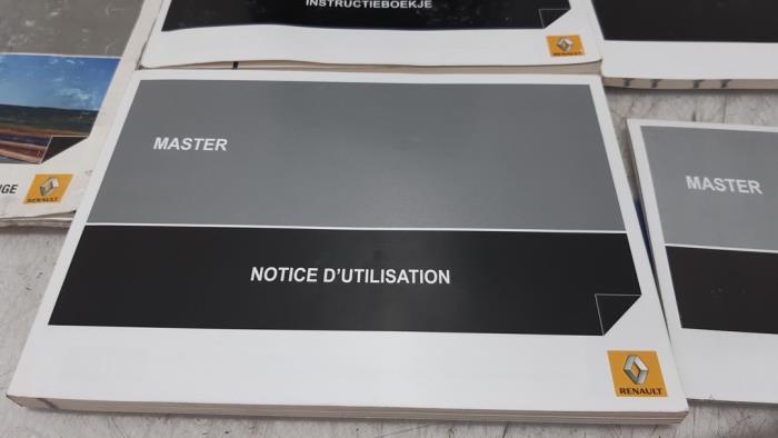 Livret d'instructions d'un Renault Master IV (FV) 2.3 dCi 100 16V FWD 2013