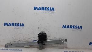 Usagé Lève vitre électrique avant gauche Fiat Talento 2.0 EcoJet BiTurbo 145 Prix € 127,05 Prix TTC proposé par Maresia Parts
