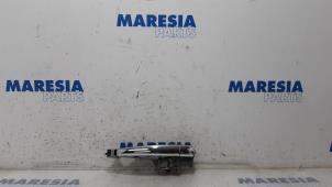Usagé Poignée portière 4portes avant droite Citroen C3 (SC) 1.0 Vti 68 12V Prix € 25,00 Règlement à la marge proposé par Maresia Parts