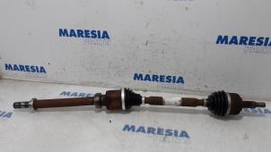 Used Front drive shaft, right Renault Megane IV (RFBB) 1.2 Energy TCE 100 Price € 168,00 Margin scheme offered by Maresia Parts