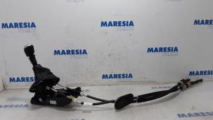 Used Gear stick Renault Megane IV (RFBB) 1.2 Energy TCE 100 Price € 157,50 Margin scheme offered by Maresia Parts