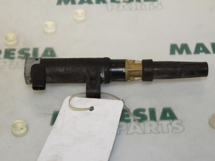 Usagé Bobine Renault Laguna II Grandtour (KG) 1.8 16V Prix € 10,00 Règlement à la marge proposé par Maresia Parts