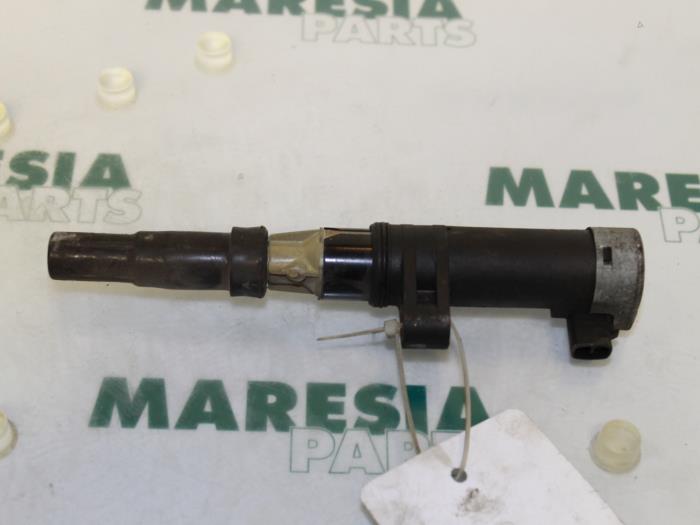 Usagé Bobine Renault Laguna II Grandtour (KG) 1.8 16V Prix € 10,00 Règlement à la marge proposé par Maresia Parts