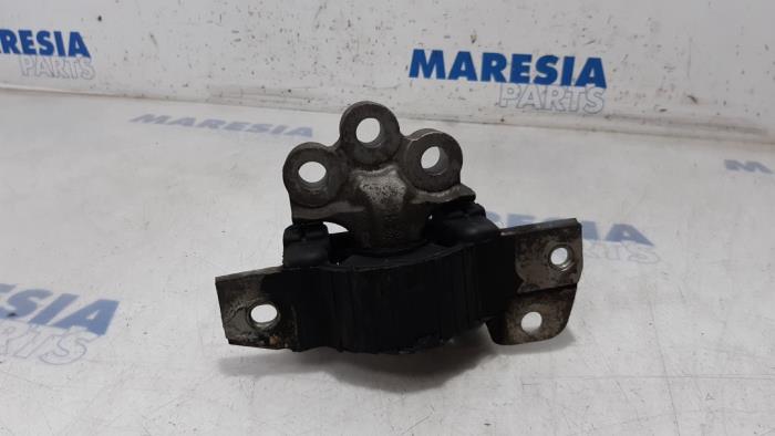 Gebrauchte Motorlager Fiat Punto Evo (199) 1.4 Preis € 20,00 Margenregelung angeboten von Maresia Parts