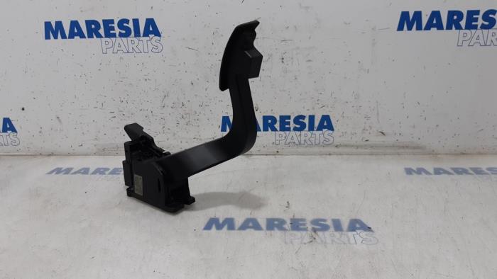 Begagnade Gaspedalsensor Fiat Ducato (250) 2.3 D 120 Multijet Pris € 60,50 Inklusive moms erbjuds av Maresia Parts