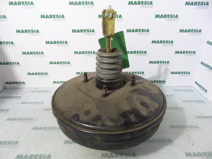 Usagé Servo frein Renault Megane Coupé (DA) 1.6i Prix € 40,00 Règlement à la marge proposé par Maresia Parts