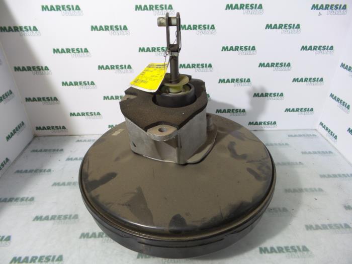 Usagé Servo frein Renault Megane II (BM/CM) 1.9 dCi 120 Prix € 50,00 Règlement à la marge proposé par Maresia Parts