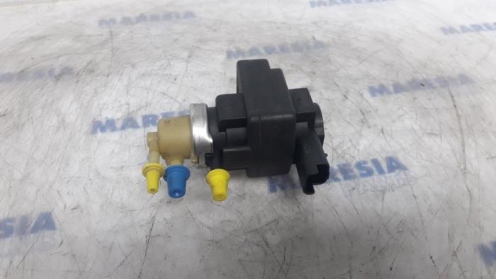 Usagé Régulateur pression turbo Peugeot RCZ (4J) 1.6 16V THP Prix € 25,00 Règlement à la marge proposé par Maresia Parts