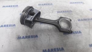Used Piston Peugeot RCZ (4J) 1.6 16V THP Price € 80,00 Margin scheme offered by Maresia Parts