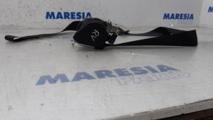 Gebrauchte Sicherheitsgurt rechts vorne Peugeot 207 CC (WB) 1.6 16V Preis € 75,00 Margenregelung angeboten von Maresia Parts
