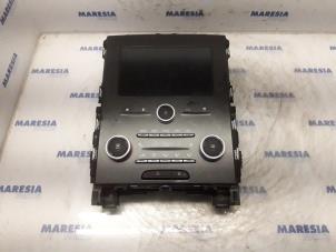 Used Navigation display Renault Megane IV (RFBB) 1.2 Energy TCE 100 Price € 472,50 Margin scheme offered by Maresia Parts