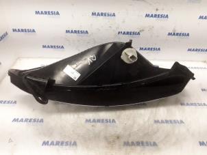 Used Indicator, right Renault Megane IV (RFBB) 1.2 Energy TCE 100 Price € 60,00 Margin scheme offered by Maresia Parts