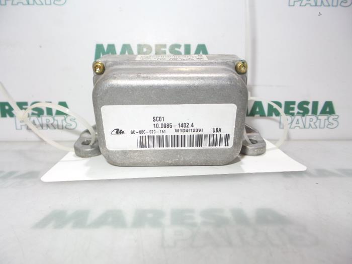 Usagé Ordinateur ESP Renault Espace (JE) 2.0i RTE,RXE Prix € 105,00 Règlement à la marge proposé par Maresia Parts