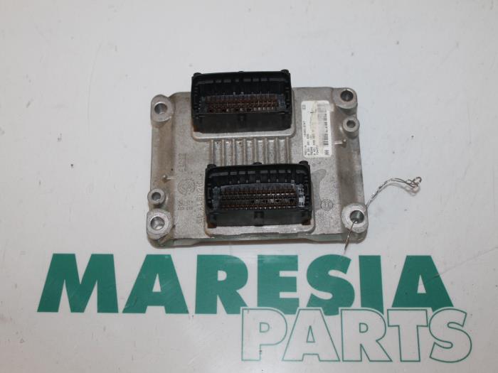 Used Engine management computer Fiat Bravo (198A) 1.4 16V Price € 210,00 Margin scheme offered by Maresia Parts